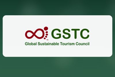 ¿Qué es el GSTC y por qué es la certificación que de verdad importa? Logo oficial del GSTC, Global Sustainable Tourism Council, certificación de turismo sostenible
